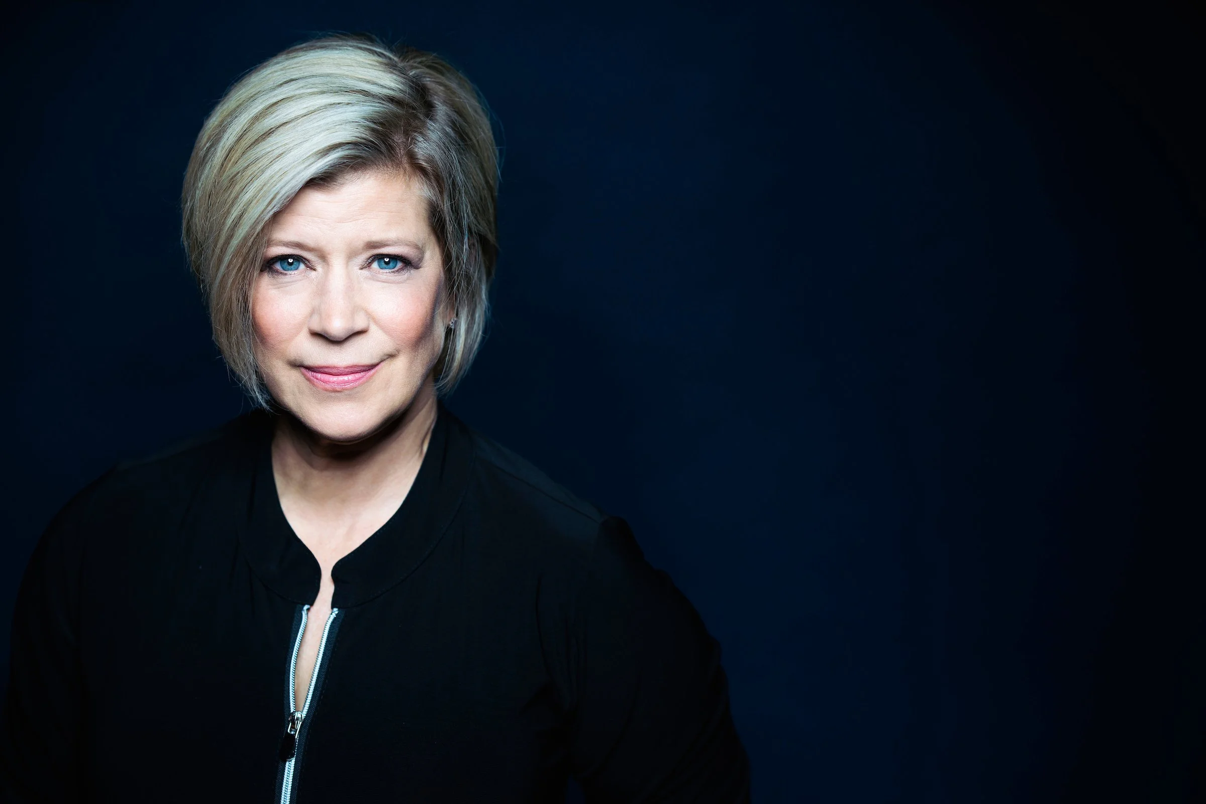 Karen Kamensek — ARSIS Artist Management